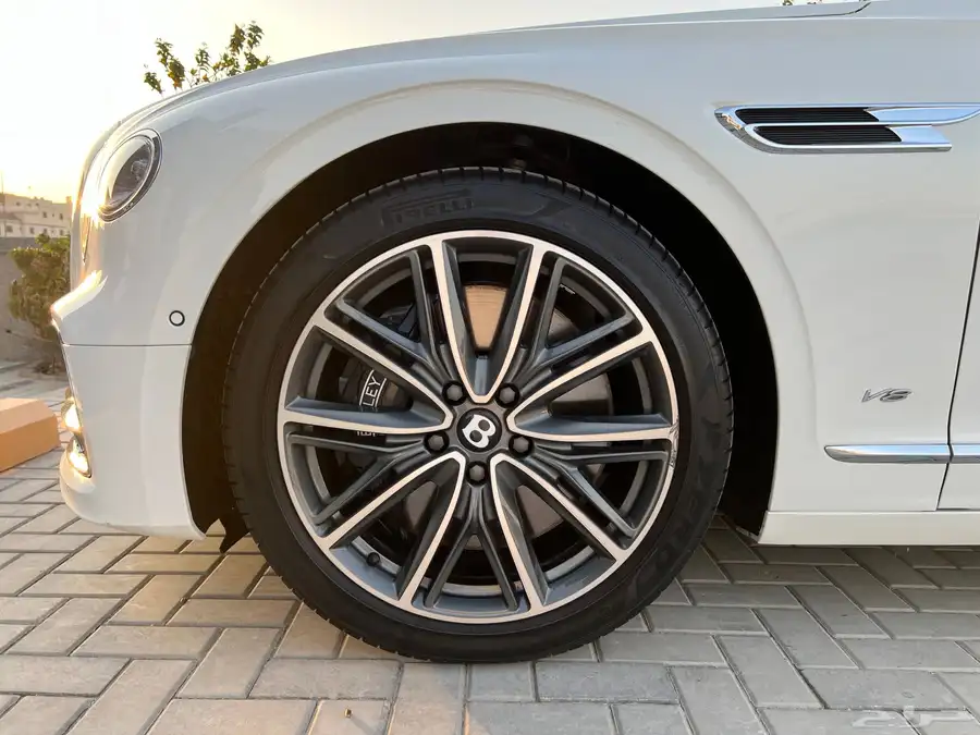 BENTLEY CONTINENTAL FLYING SPUR 2022 index