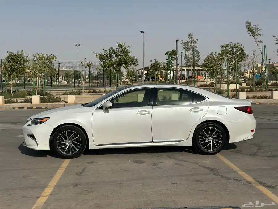 لكزس  ES350 فل كامل DD 4