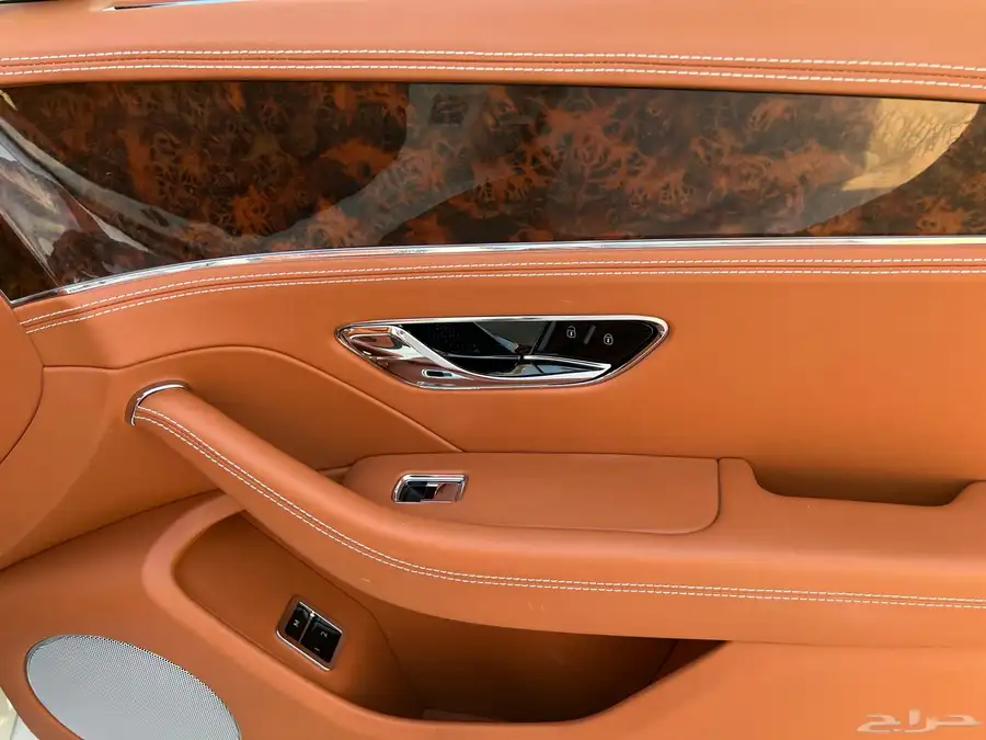 BENTLEY CONTINENTAL FLYING SPUR 2022 20