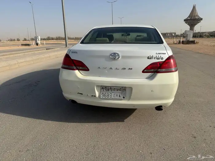 سيارة افالون 2008 للبيع الخرج 2