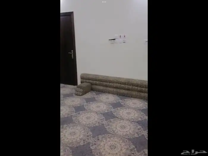 مخاد صاله كبيره 0
