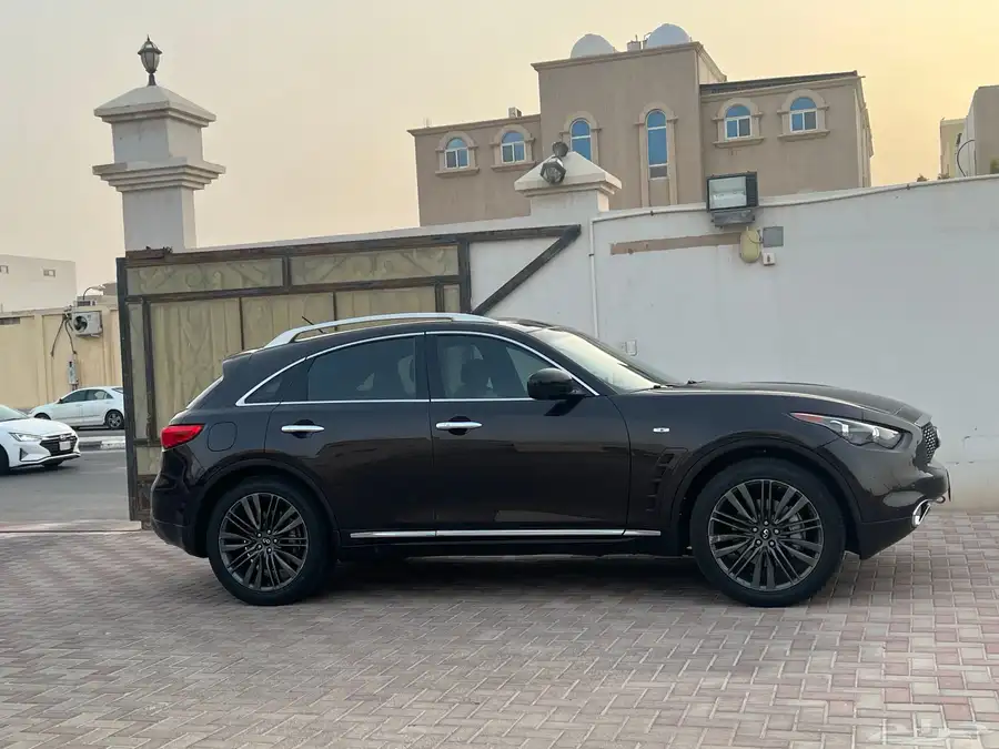 انفنتي QX70 موديل 2019 للبيع 0