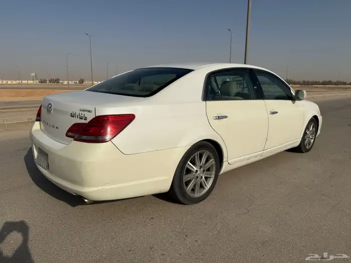 سيارة افالون 2008 للبيع الخرج 5