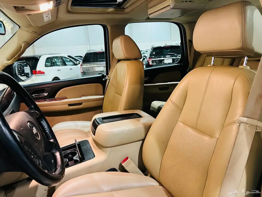 تاهو 2008 LTZ بحاله ممتازه 13