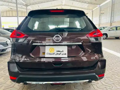 نيسان 1