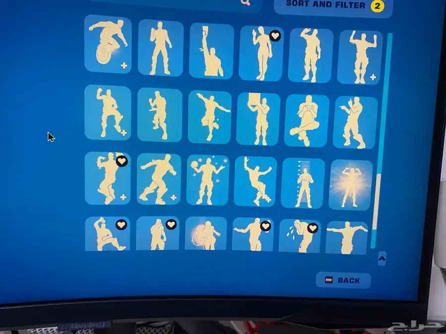 حساب فورتنايت موجود سكنات نادره 12
