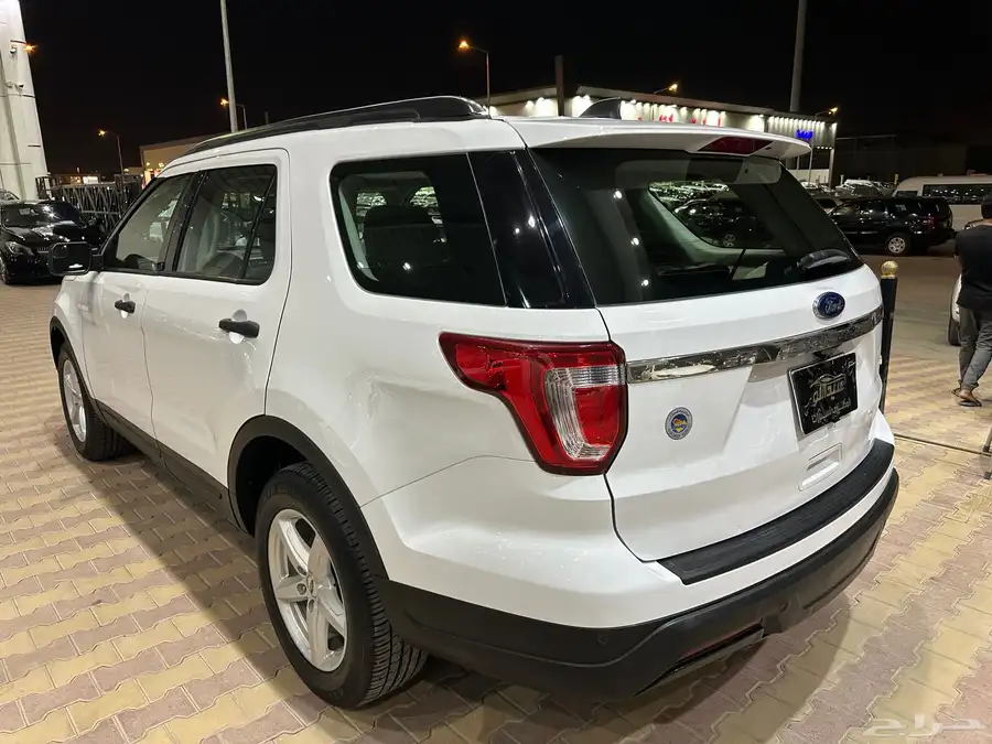 فورد اكسبلورر موديل 2019 دبل نظيف 32