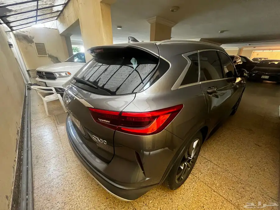 انفينيتي QX50 2021 بحالة الوكالة 2