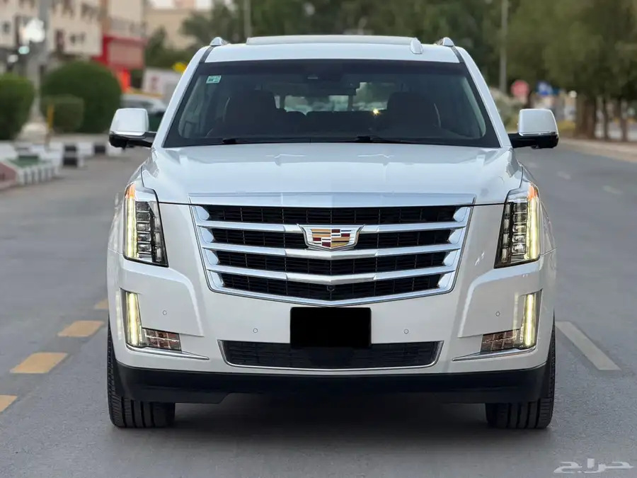 اسكاليد 2016 طويل ممشى قليل 0