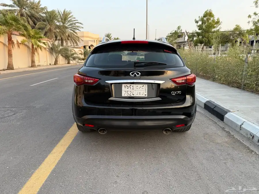 إنفنيتي QX70 3