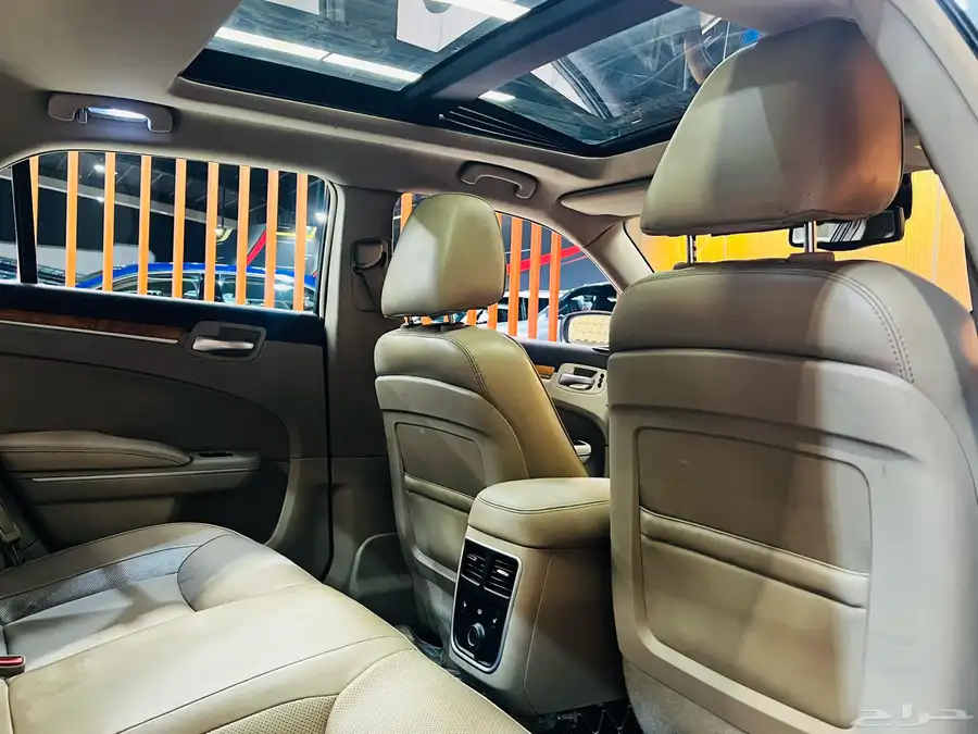 كليزلر 2014 C300 V6 فل كامل (( بحاله ممتازه )) 17
