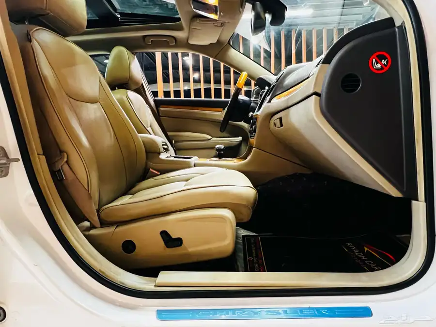 كليزلر 2014 C300 V6 فل كامل (( بحاله ممتازه )) 16