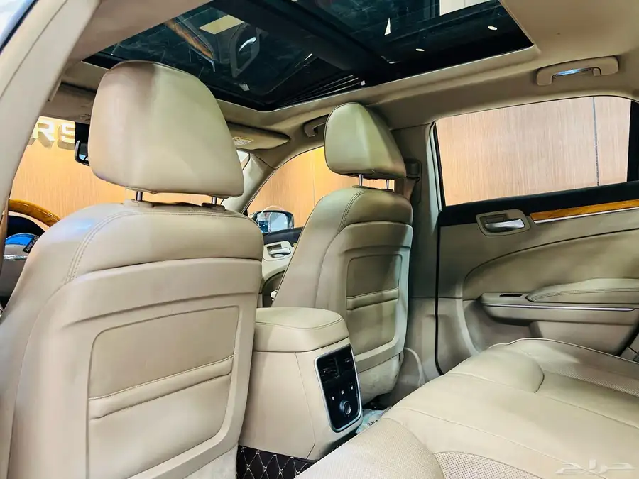 كليزلر 2014 C300 V6 فل كامل (( بحاله ممتازه )) 9