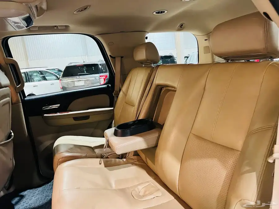 تاهو 2008 LTZ بحاله ممتازه 12