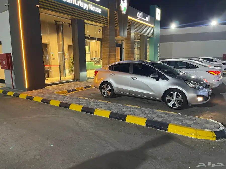 كيا ريو فل ابشن نظيفه وع الشرط 4