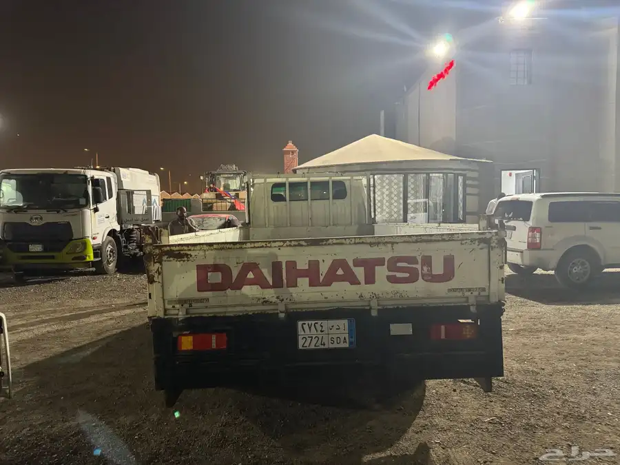ديهاتسو دينا 4