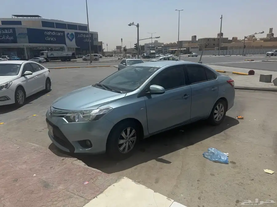 يارس تويوتا للبيع 4