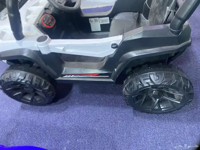 سرير و كنب و طولات و سيارات للبيع 10