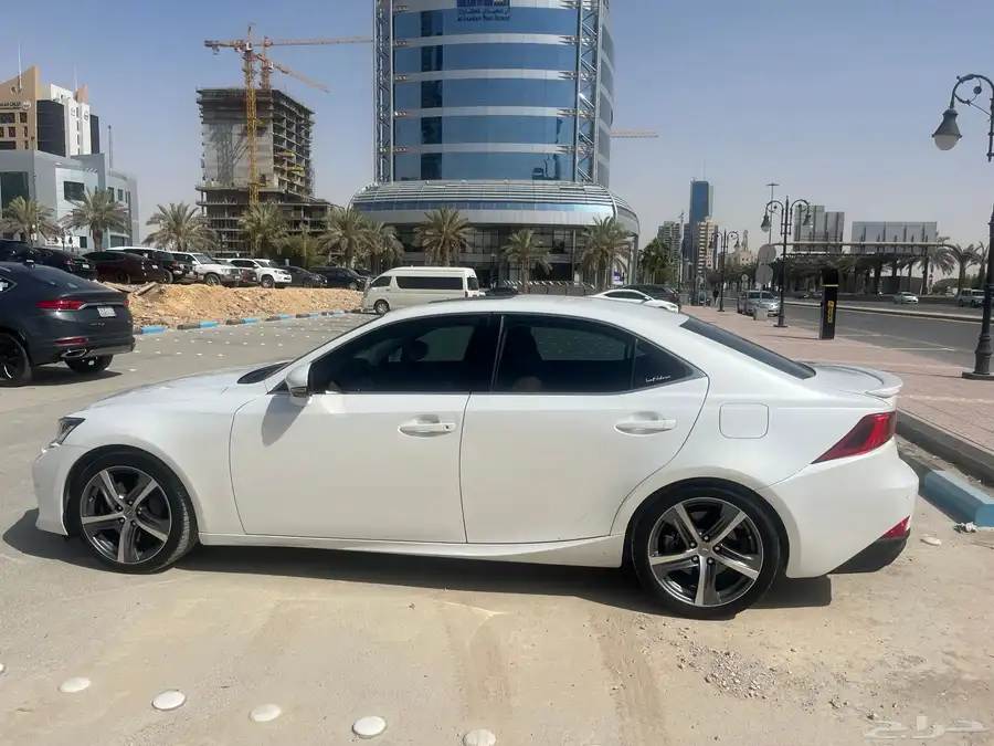 Lexus IS350 2018 79k km 7