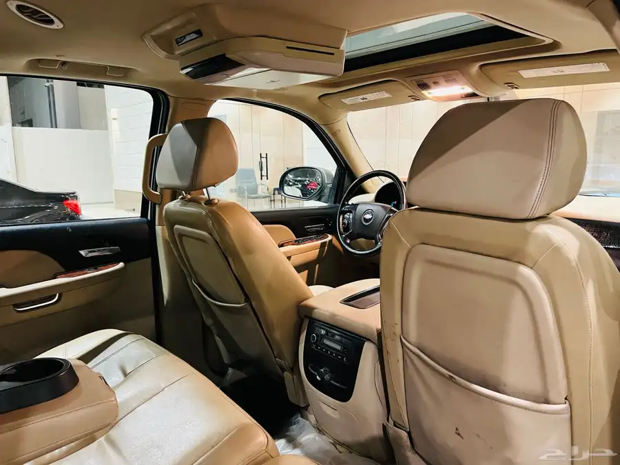 تاهو 2008 LTZ بحاله ممتازه 10