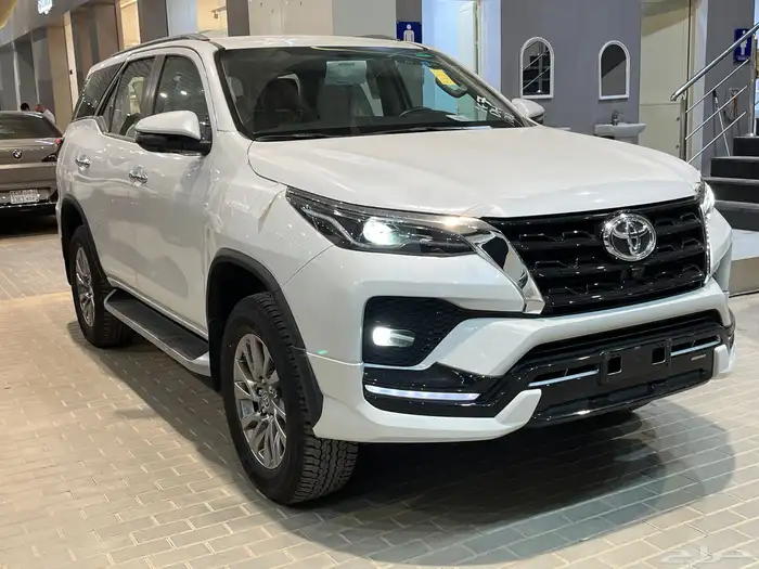 فور تشنر 2025 سعودي اعلى فئه vx 2