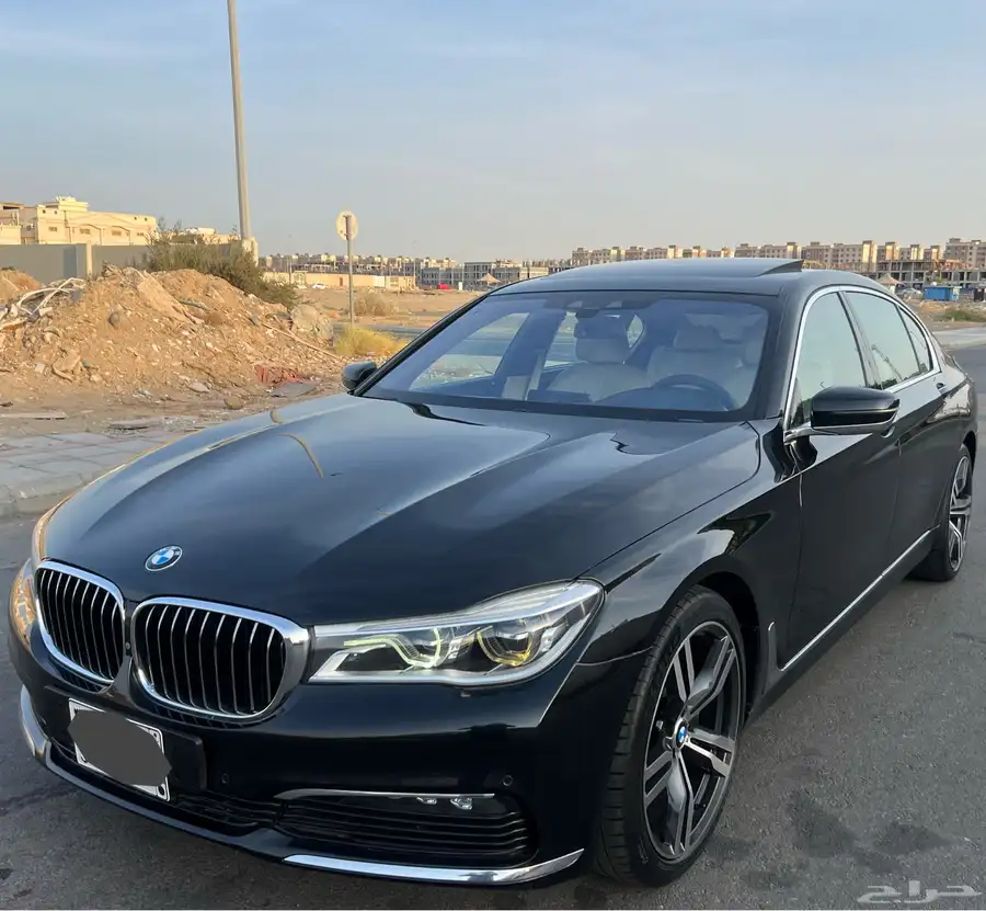 بي ام دبليو 730Li 2019 فل كامل للبيع 6