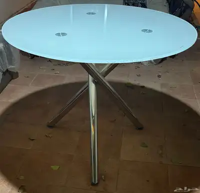 للبيع طاوله قزاز دائريه 2