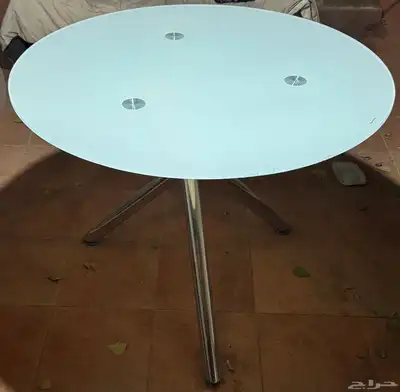 للبيع طاوله قزاز دائريه 0