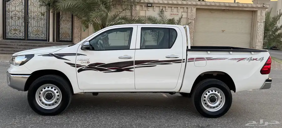 تويوتا هايلوكس 2022 دبل ديزل سعودي وكالة 1