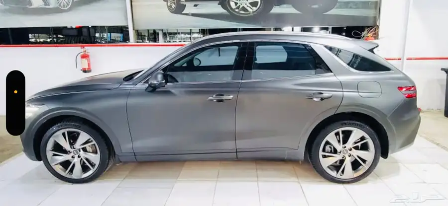 جنسس Gv70 بريمييوم 2024 ( بحالة الوكالة ) سعودي 1