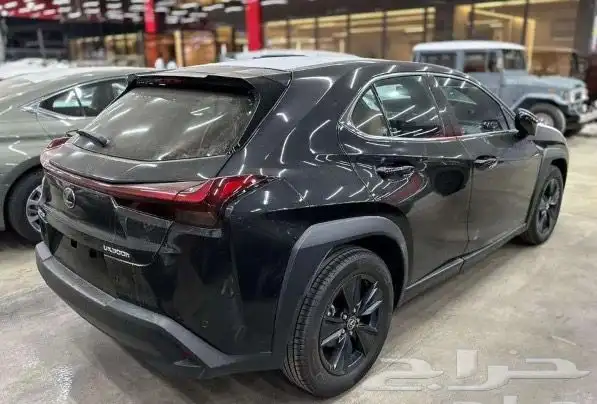لكزس UX300H هايبرد 2024 بسعر ممتاز اقساط وكاش 2
