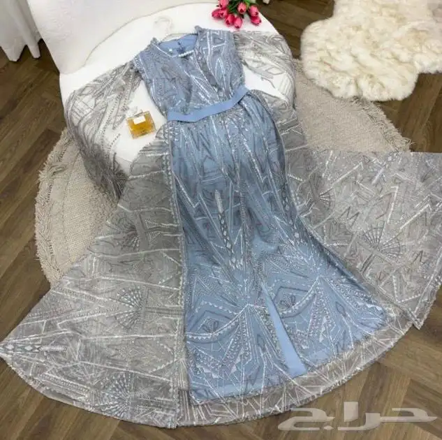 فستان أمل الأنصاري 2