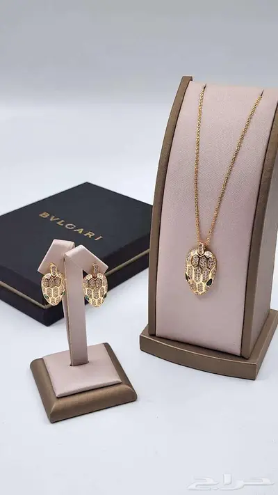 اكسسوارات هدايا نسائيه ماركات عالمية 40