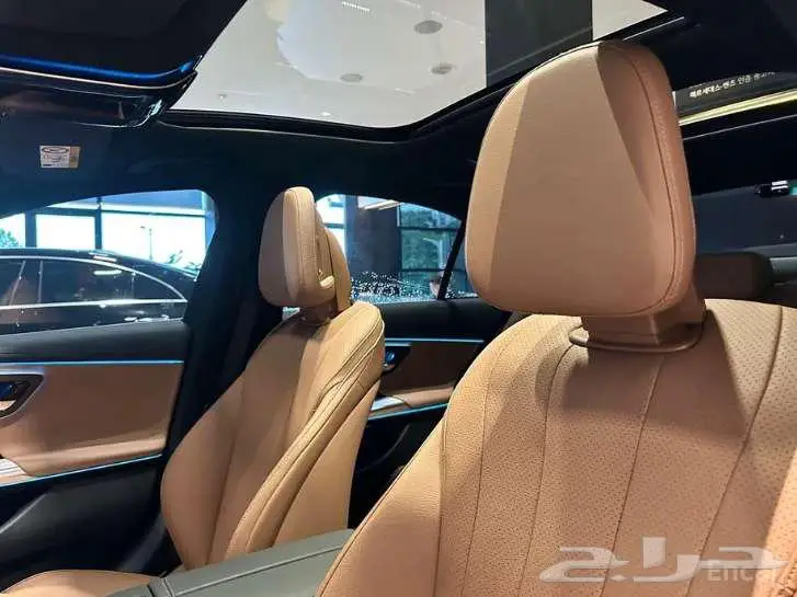 مرسيدس E200 2024 فل كامل بانوراما 14
