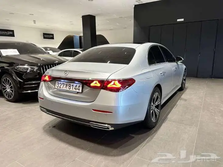 مرسيدس E200 2024 فل كامل بانوراما 2