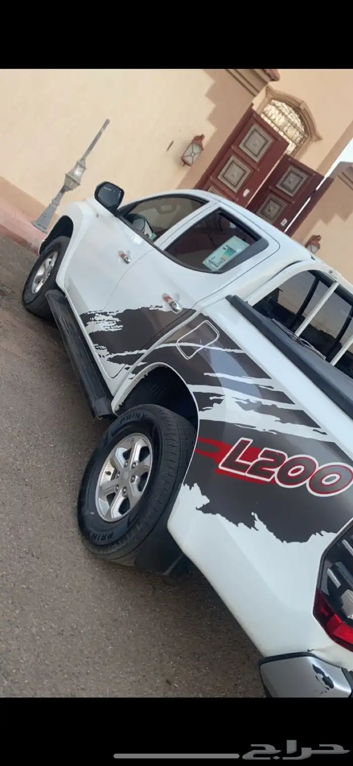 مستوبيشي L200 2023 4