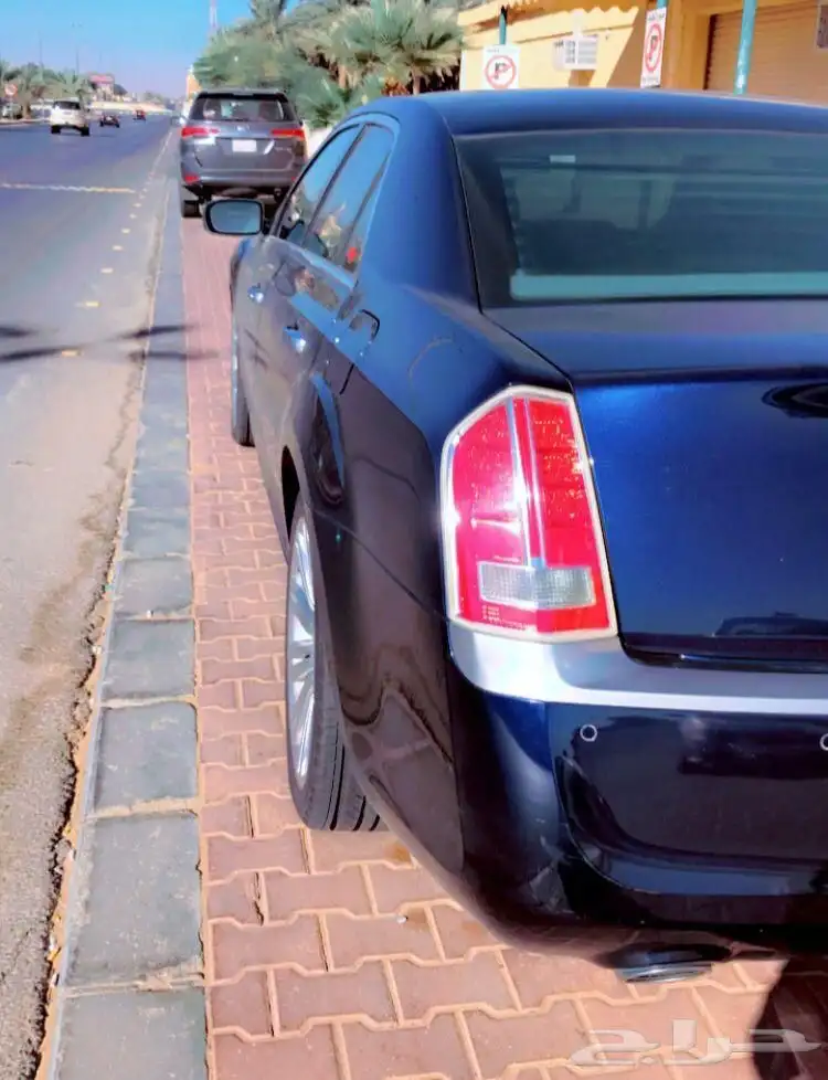 للبيع كرايزلر C300 فل كامل 2014 4