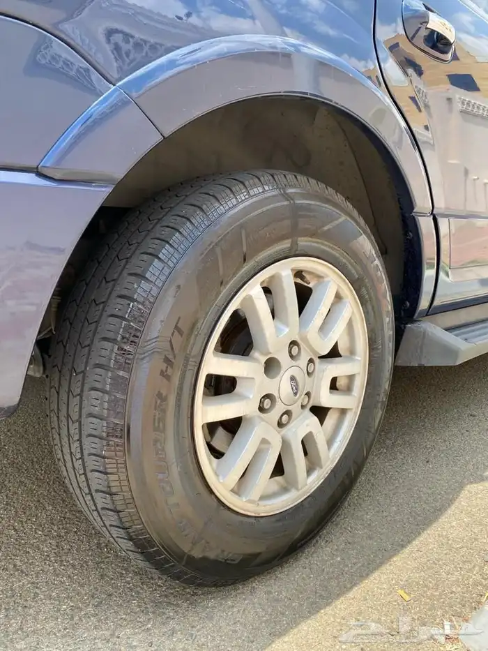 فورد اكسبديشن 2013 10