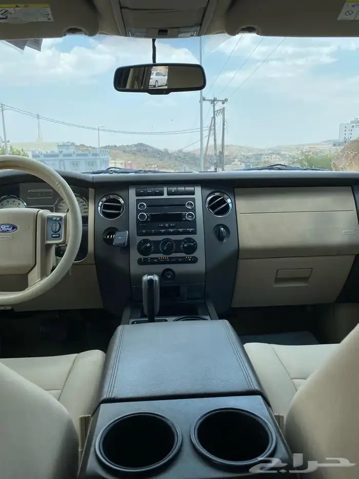 فورد اكسبديشن 2013 7