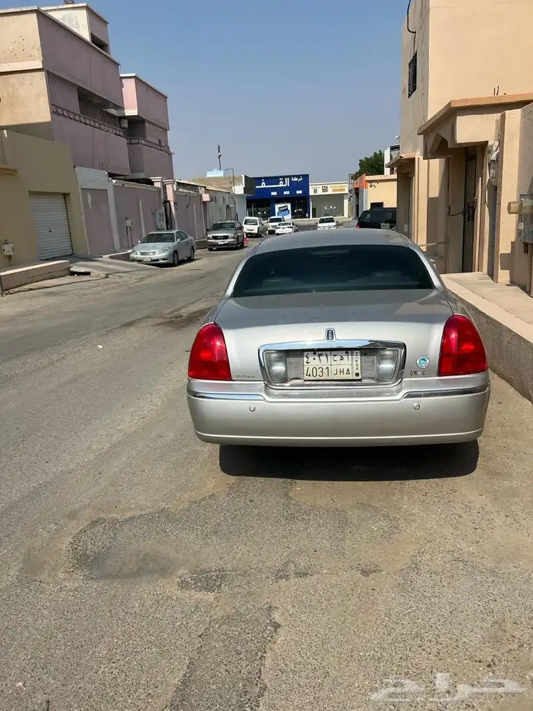فورد لنكولن تاون كار 2003 6