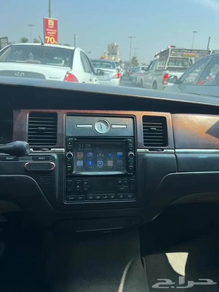 فورد لنكولن تاون كار 2003 11
