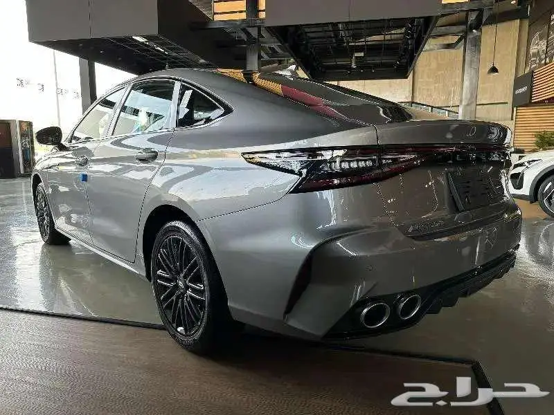 شيري اريزو 8 لاكجيرى وكمفورت 2025 سفنز التجارية للسيارات 10