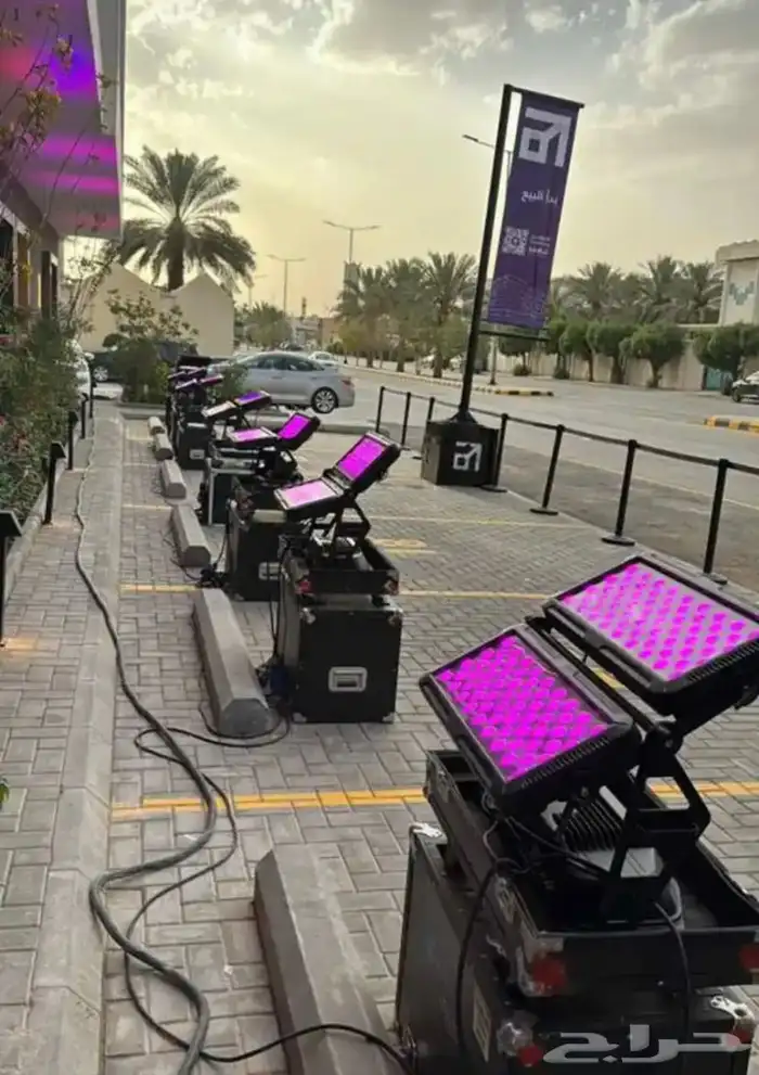تجهيز ليزرات افتتاح محلات وبالون راقص 1