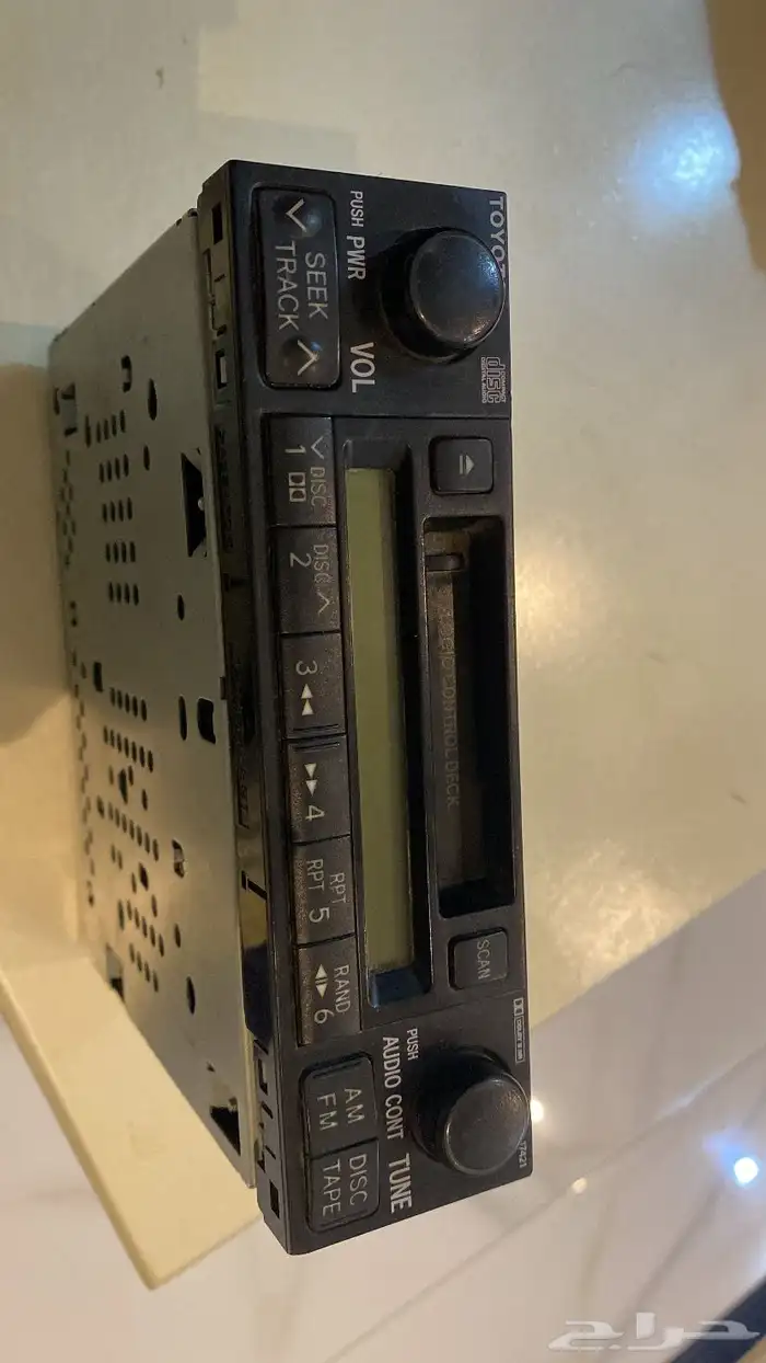 للبيع مسجل كورلا 2011 ب100 3