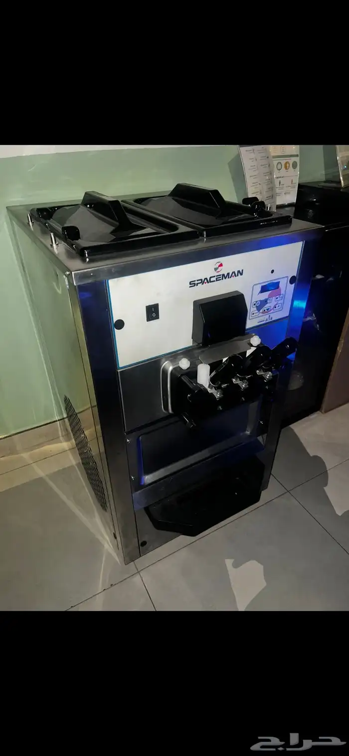 مكاين ايسكريم سبيس مان spaceman ice cream maker 3