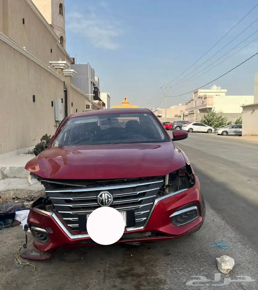 ام جي 5 مصدومه 1