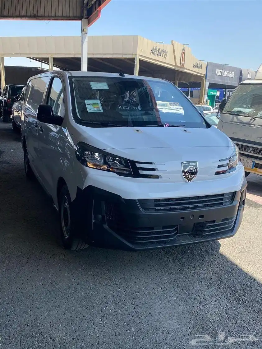 بيجو اكسبريت بضاعة ديزل اتوماتيك 2025 كاش اقساط 1