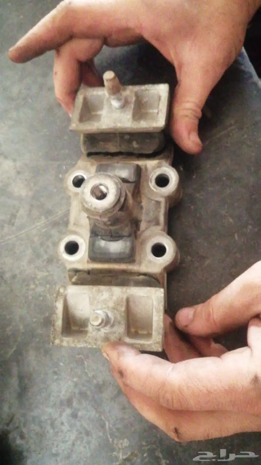 قطع غيار جينيسيس gv80 gv70 g80 30