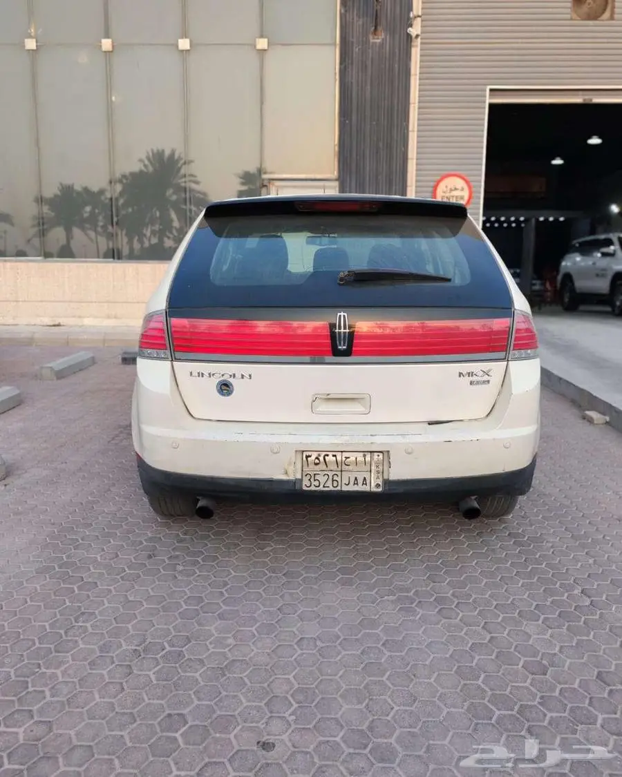 لنكولن MKS 2007 9