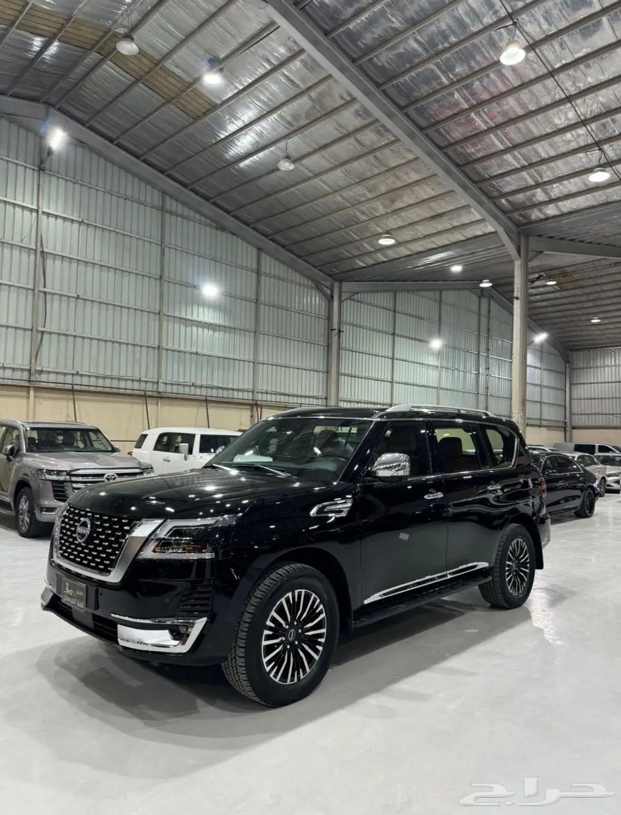 نيسان بلاتنيوم 2023 1